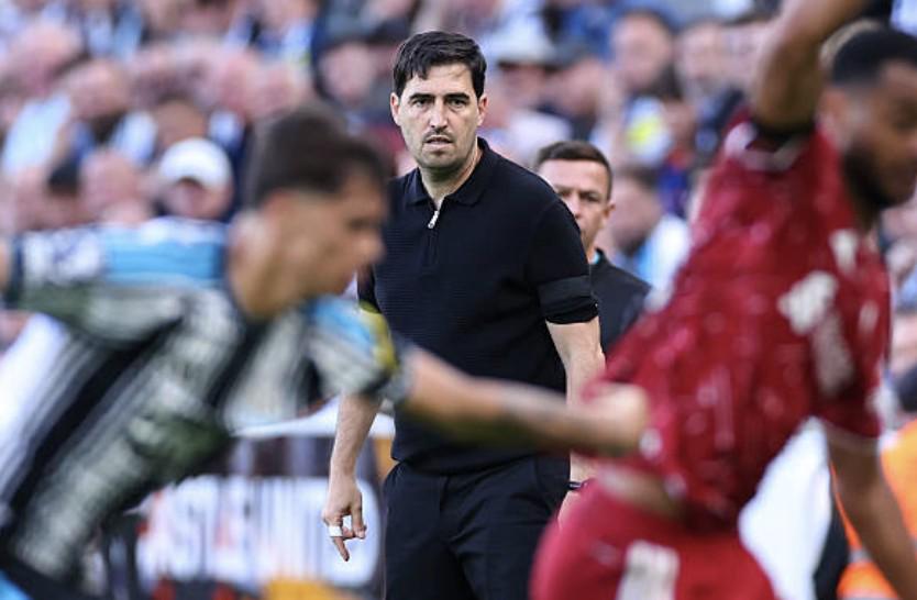 Góc Nhìn Sunwin: Neville: Tôi tưởng Liverpool thắng dễ — trận hòa giúp Newcastle vừa đại phẫu đượ