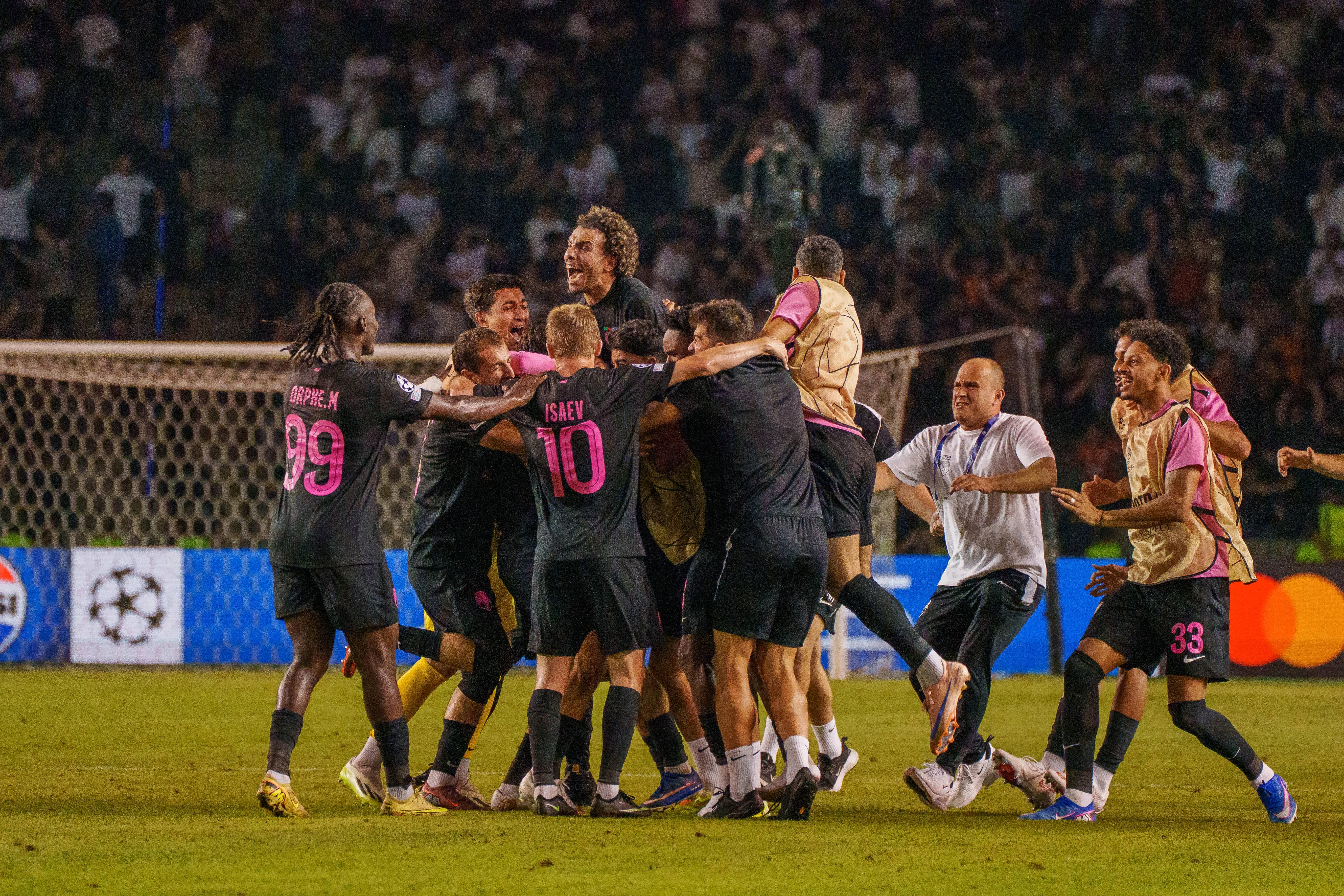 Góc Nhìn Sunwin: Thêm 1 tân binh Champions League, Qarabağ lần đầu trong lịch sử vào vòng đấu chính