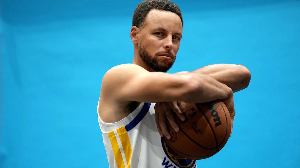 Góc Nhìn Sunwin: Trận đầu trong 6 trận giao hữu: Warriors và Clippers mỗi đội thiếu 3 trụ cột, Cur